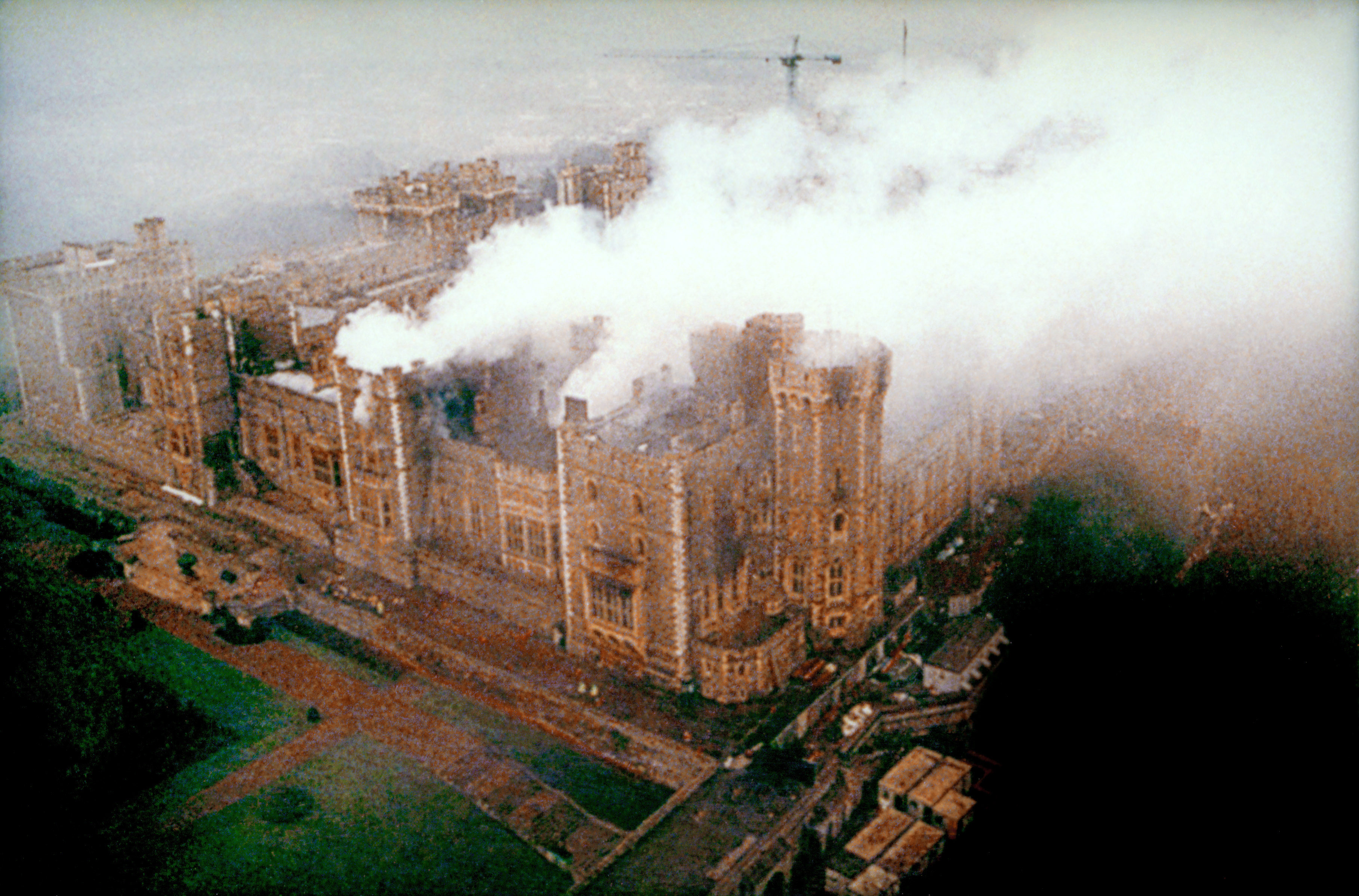 Le lendemain de l'incendie qui a gravement endommagé de grandes parties du château de Windsor