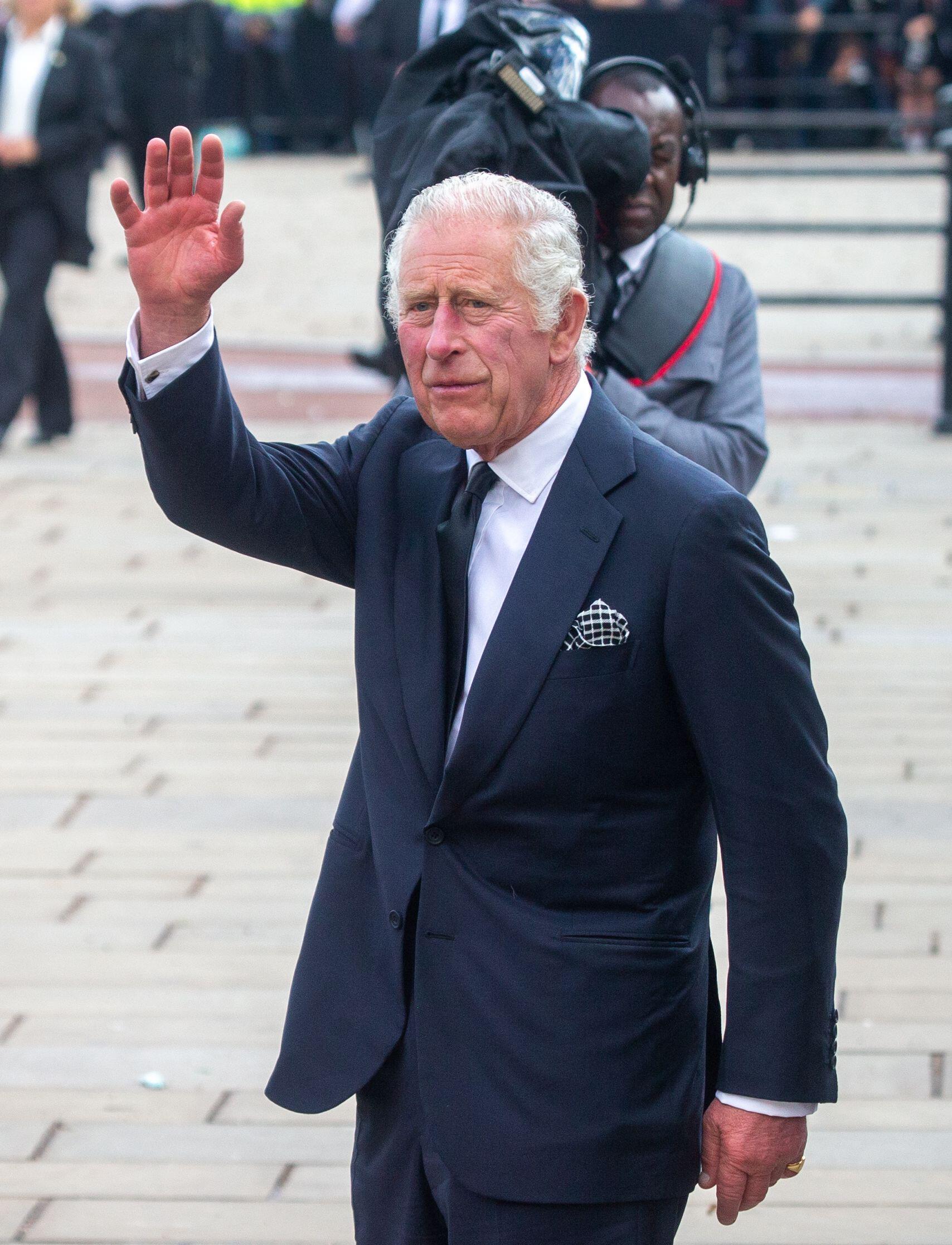 Charles, le fils de la reine Elizabeth II, est le nouveau roi de Grande-Bretagne