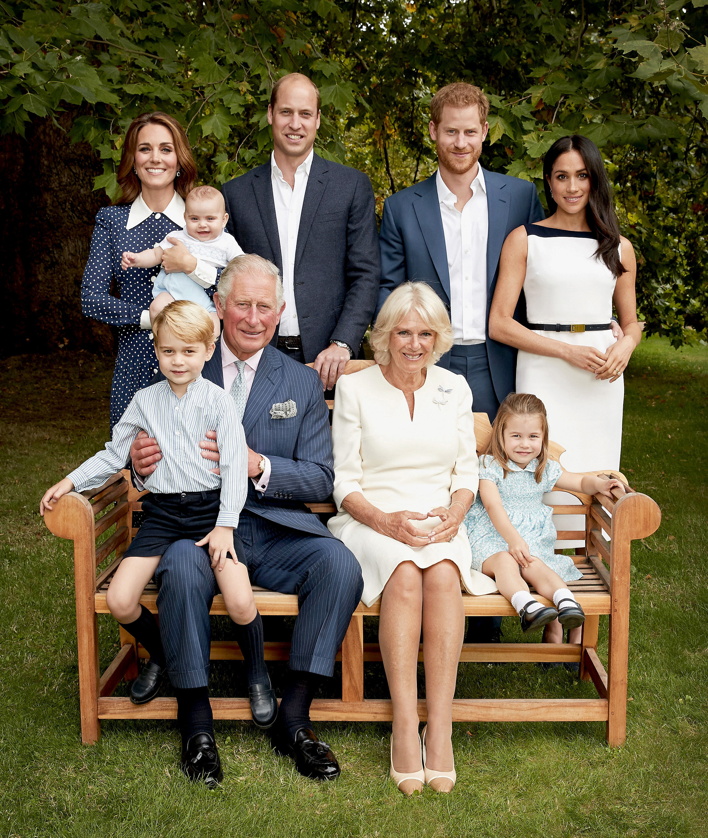 Le roi Charles avec sa famille en 2018. Il est entendu que le roi a personnellement informé le prince Harry et William de son diagnostic de cancer.