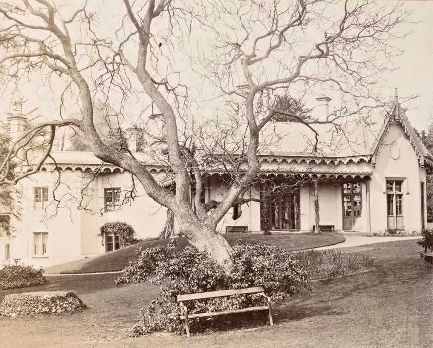   Cottage d'Adélaïde en 1892